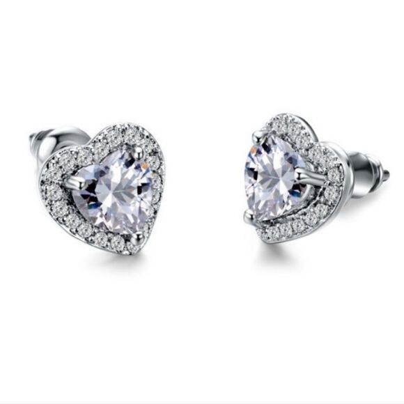 NEW PETITE CZ HEART STUD EARRINGS - Picture 1 of 10